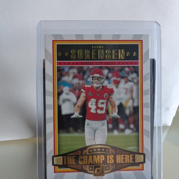 Kansas City Chiefs: Travis Kelce, Patrick Mahomes II, Reid + More NFL Cards - Picture 7 of 13